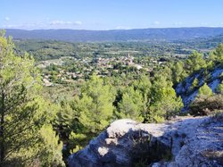 MAZAN : CIRCUIT DES CHAPELLES